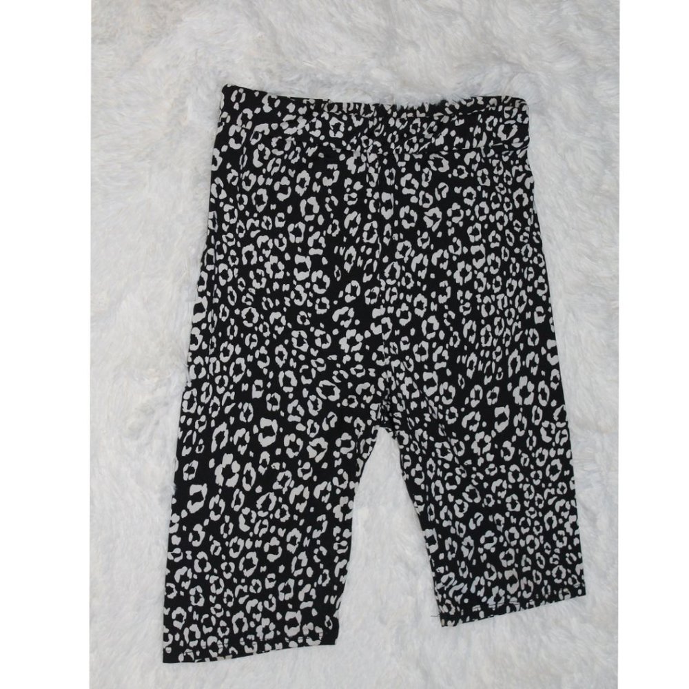 Leopard print biker shorts